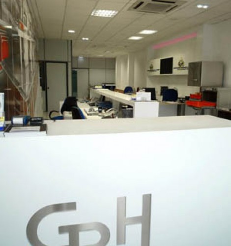 428011_361375130558605_165390258_n